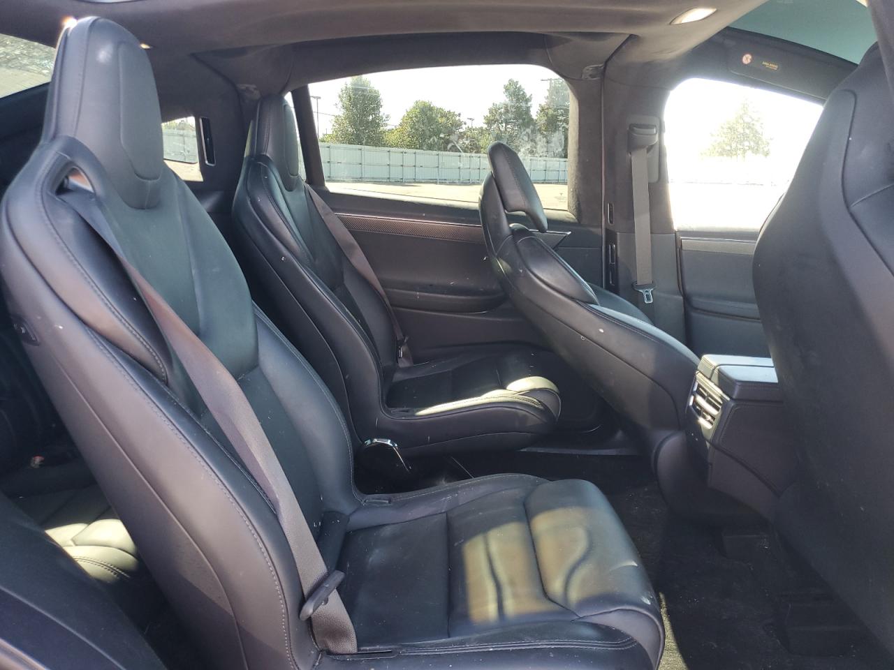 2017 Tesla Model X VIN: 5YJXCBE24HF076684 Lot: 85072435