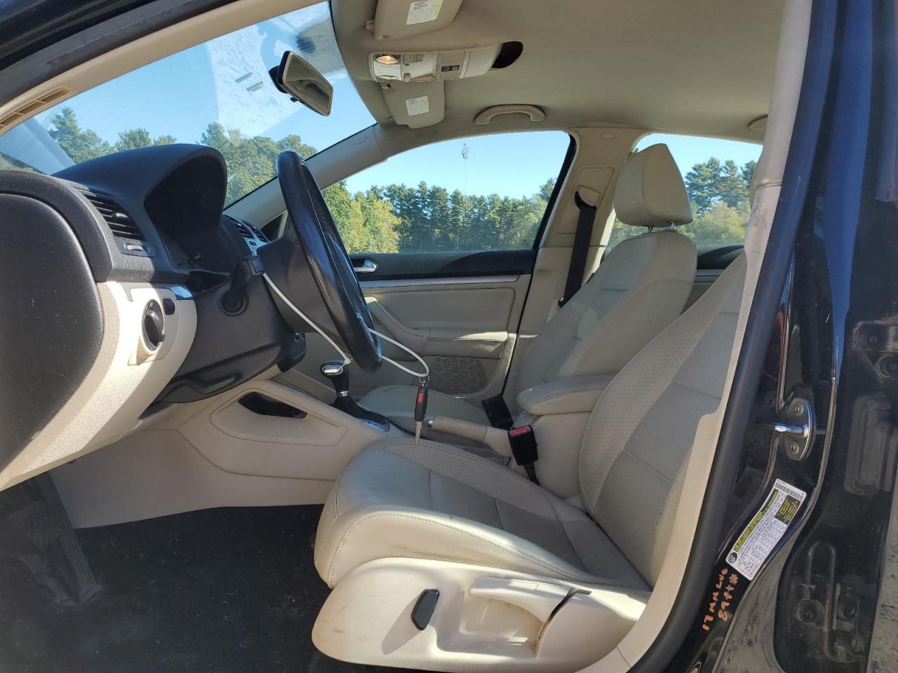 2010 Volkswagen Jetta Limited VIN: 3VWAZ7AJ3AM076513 Lot: 84831895