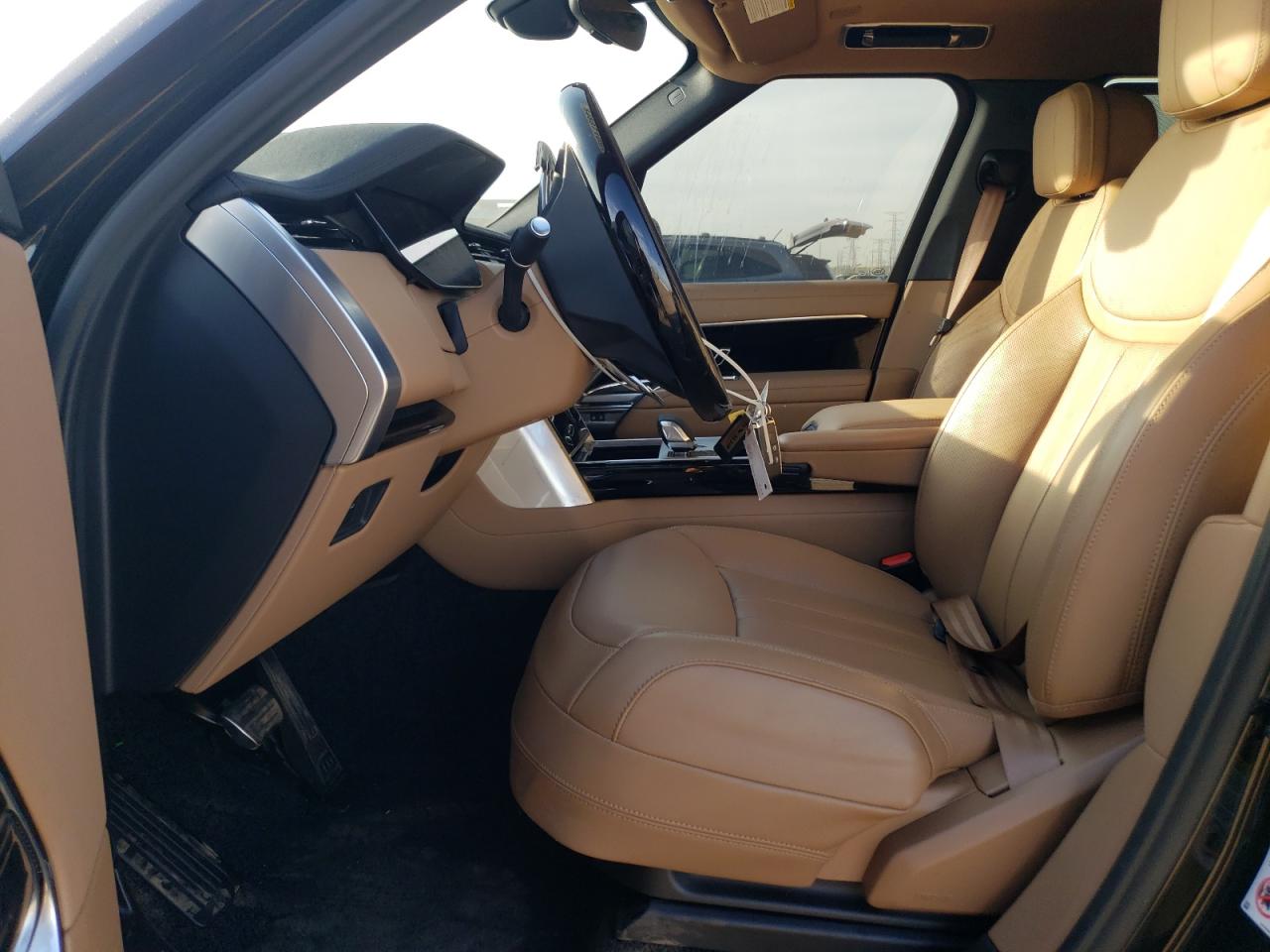 2025 Land Rover Range Rover Se VIN: SALKPBFU5SA290266 Lot: 84887105