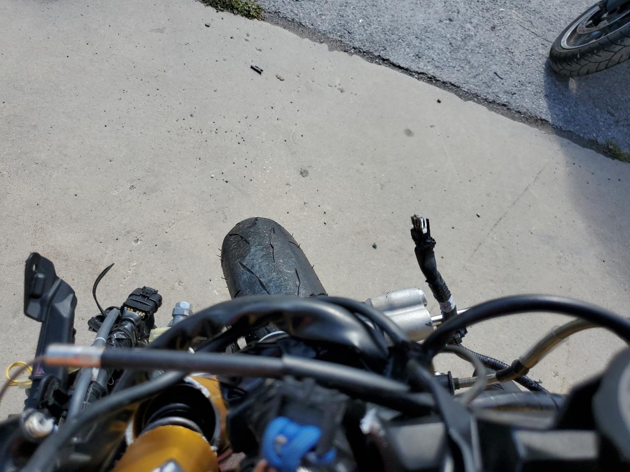 2024 Yamaha Yzfr1M VIN: JYARN67E1RA000704 Lot: 82341245