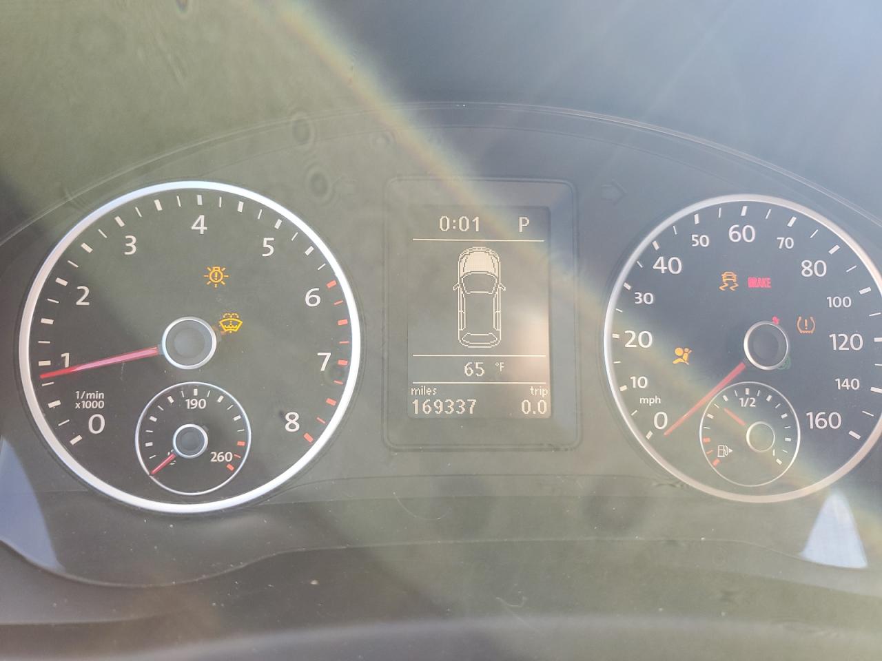 2011 Volkswagen Tiguan S VIN: WVGBV7AX9BW555801 Lot: 82320045