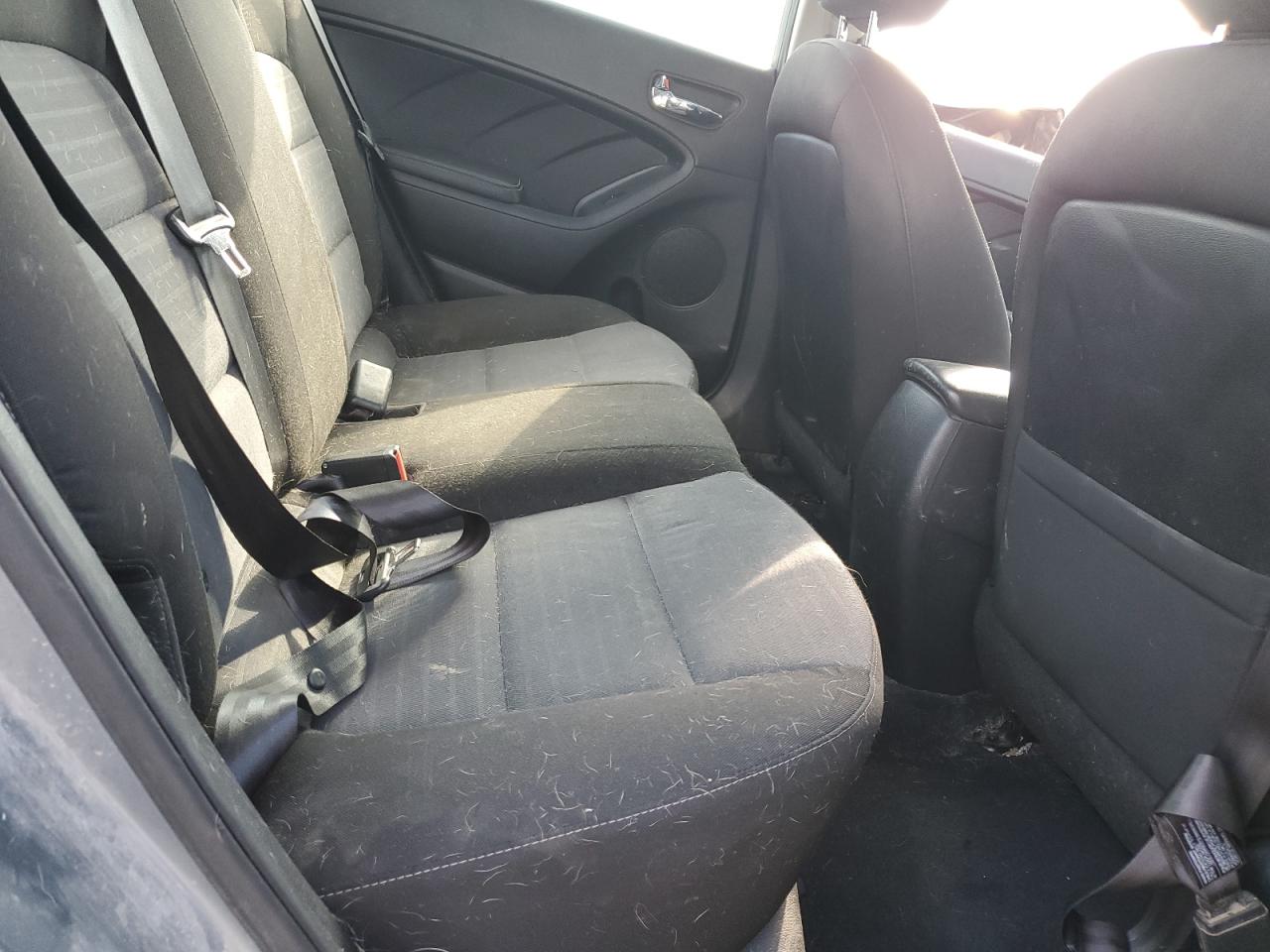 2017 Kia Forte Lx VIN: 3KPFL4A70HE139357 Lot: 90671515