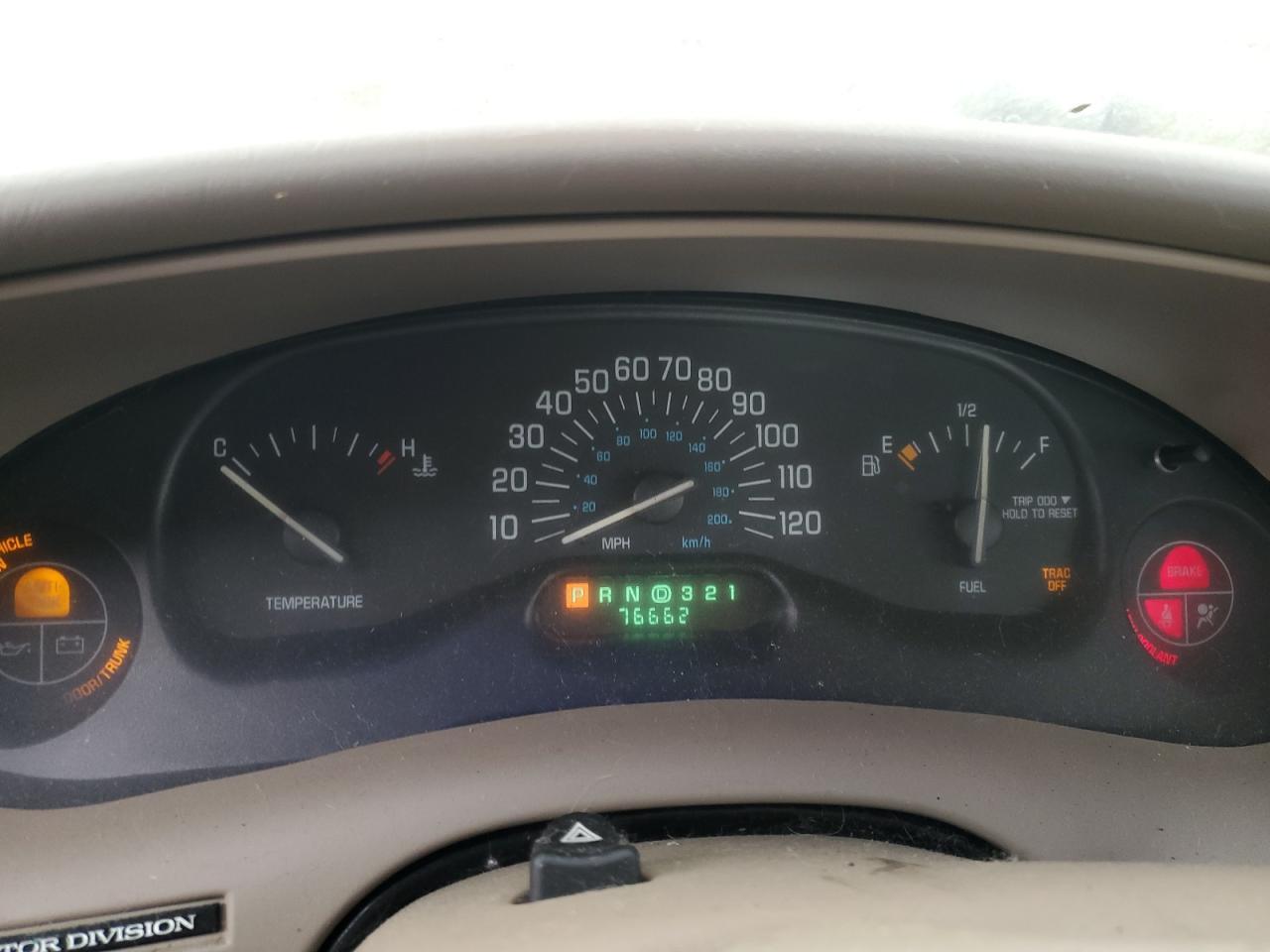 2001 Buick Century Custom VIN: 2G4WS52J311239938 Lot: 85758485