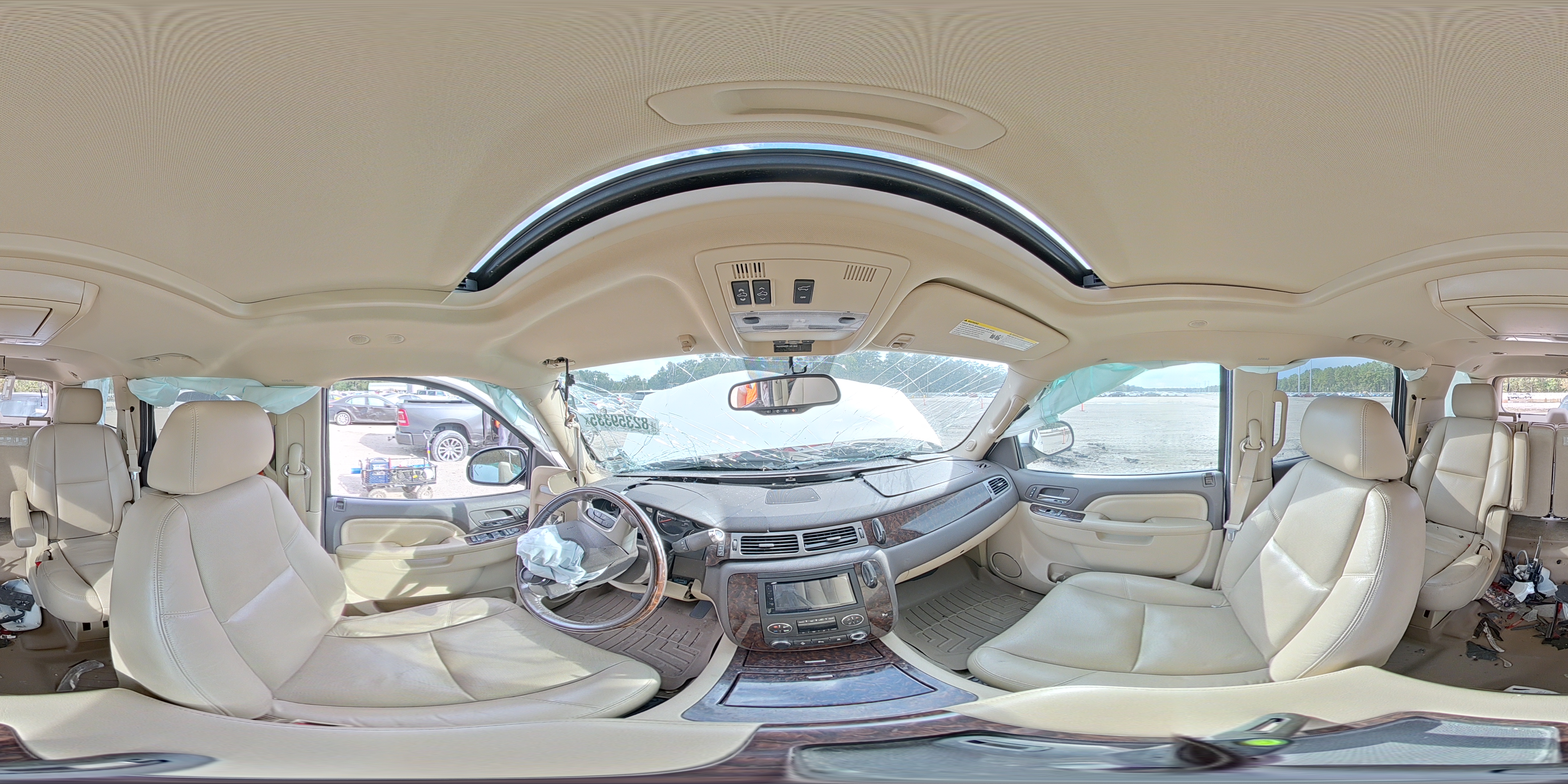 2011 GMC Yukon Denali VIN: 1GKS1EEF1BR383417 Lot: 82359335