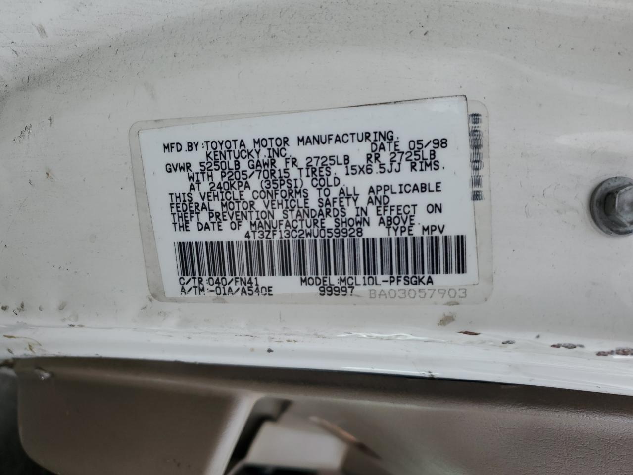 1998 Toyota Sienna Le VIN: 4T3ZF13C2WU059928 Lot: 81786845