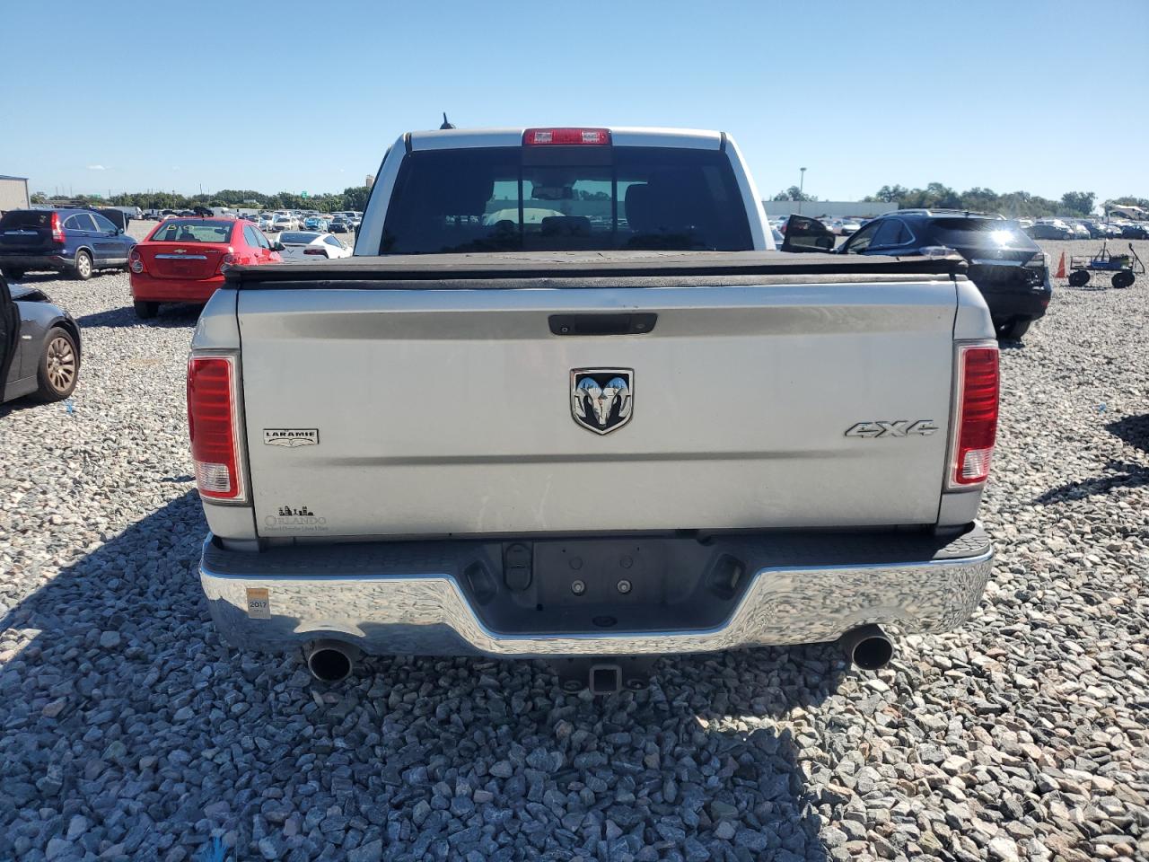 2015 Ram 1500 Laramie VIN: 1C6RR7NT5FS730886 Lot: 82410115
