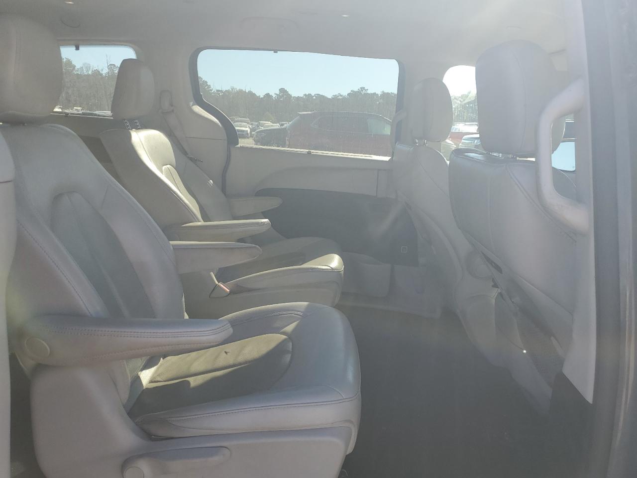 2021 Chrysler Pacifica Hybrid Touring L VIN: 2C4RC1L79MR602923 Lot: 82535335