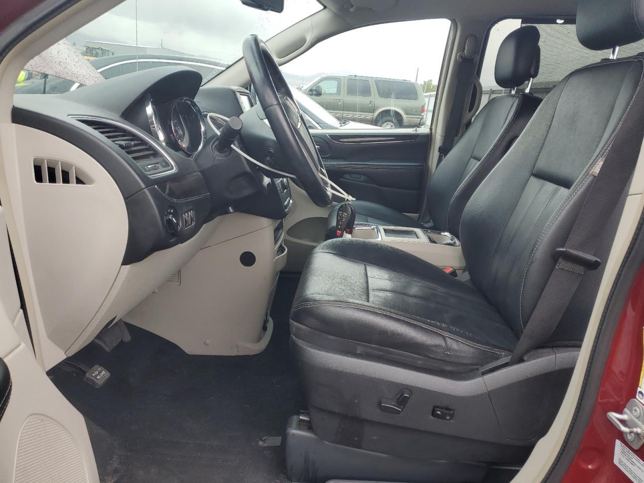 2016 Chrysler Town & Country Touring VIN: 2C4RC1BG9GR260783 Lot: 82436435