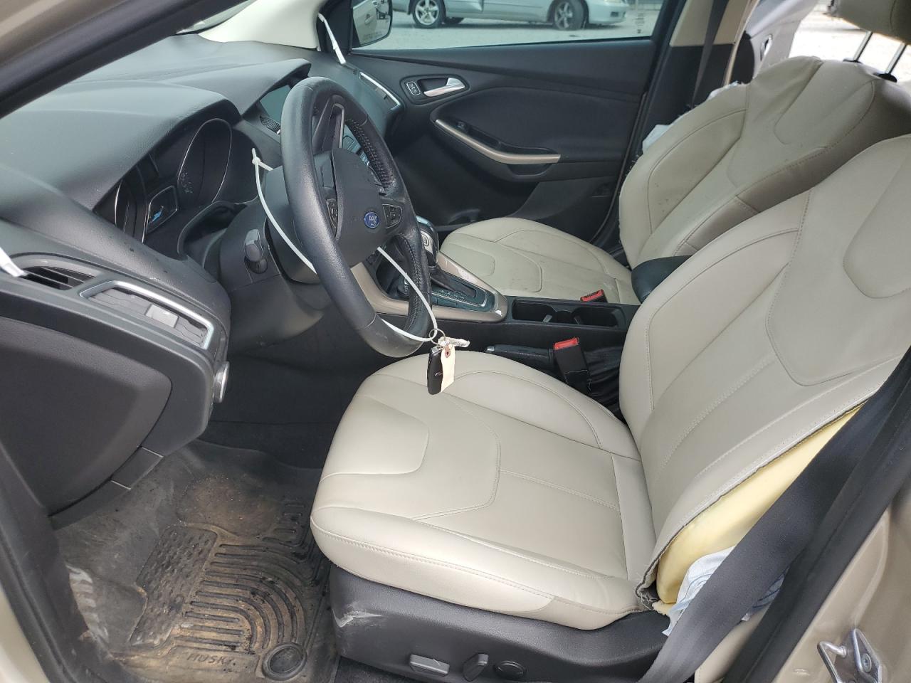 2018 Ford Focus Titanium VIN: 1FADP3N24JL326057 Lot: 86216555