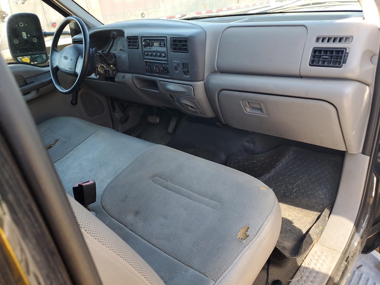 2001 Ford F550 Super Duty VIN: 1FDAF56F61EC58924 Lot: 85175945