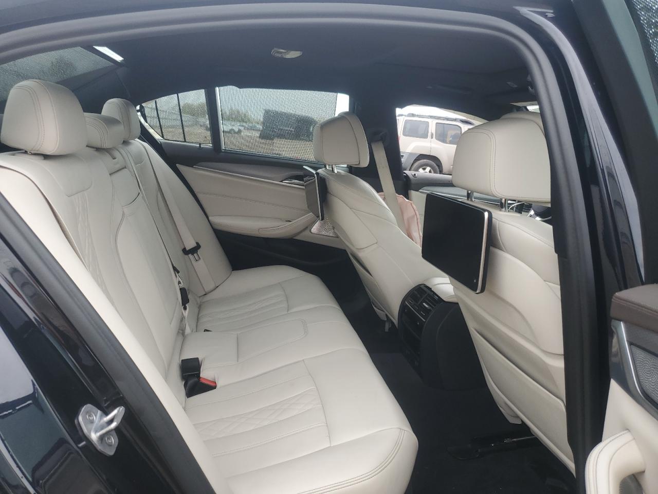 2018 BMW M550Xi VIN: WBAJB9C52JG463631 Lot: 82437425