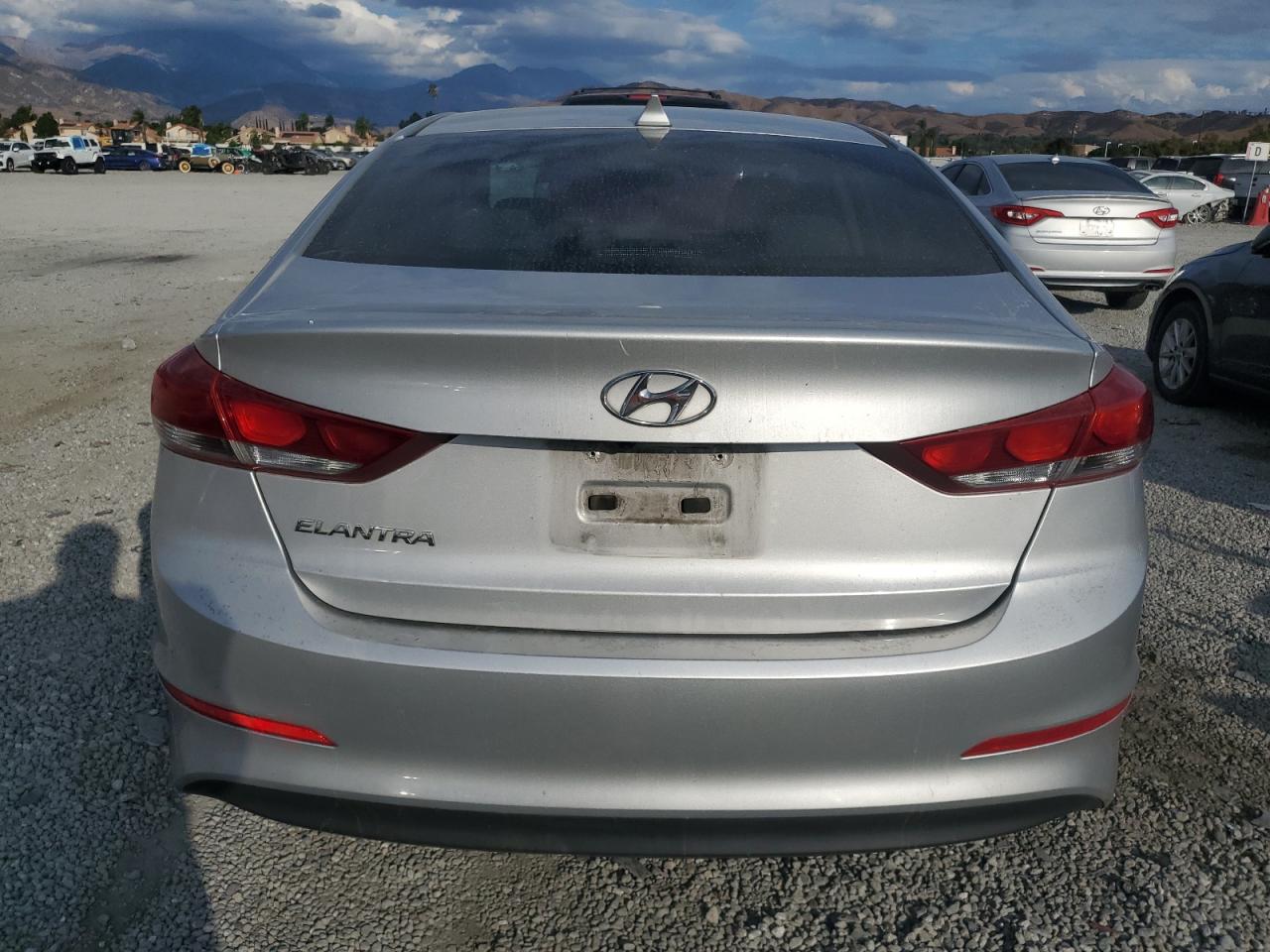 2017 Hyundai Elantra Se VIN: 5NPD84LF2HH186883 Lot: 85837635