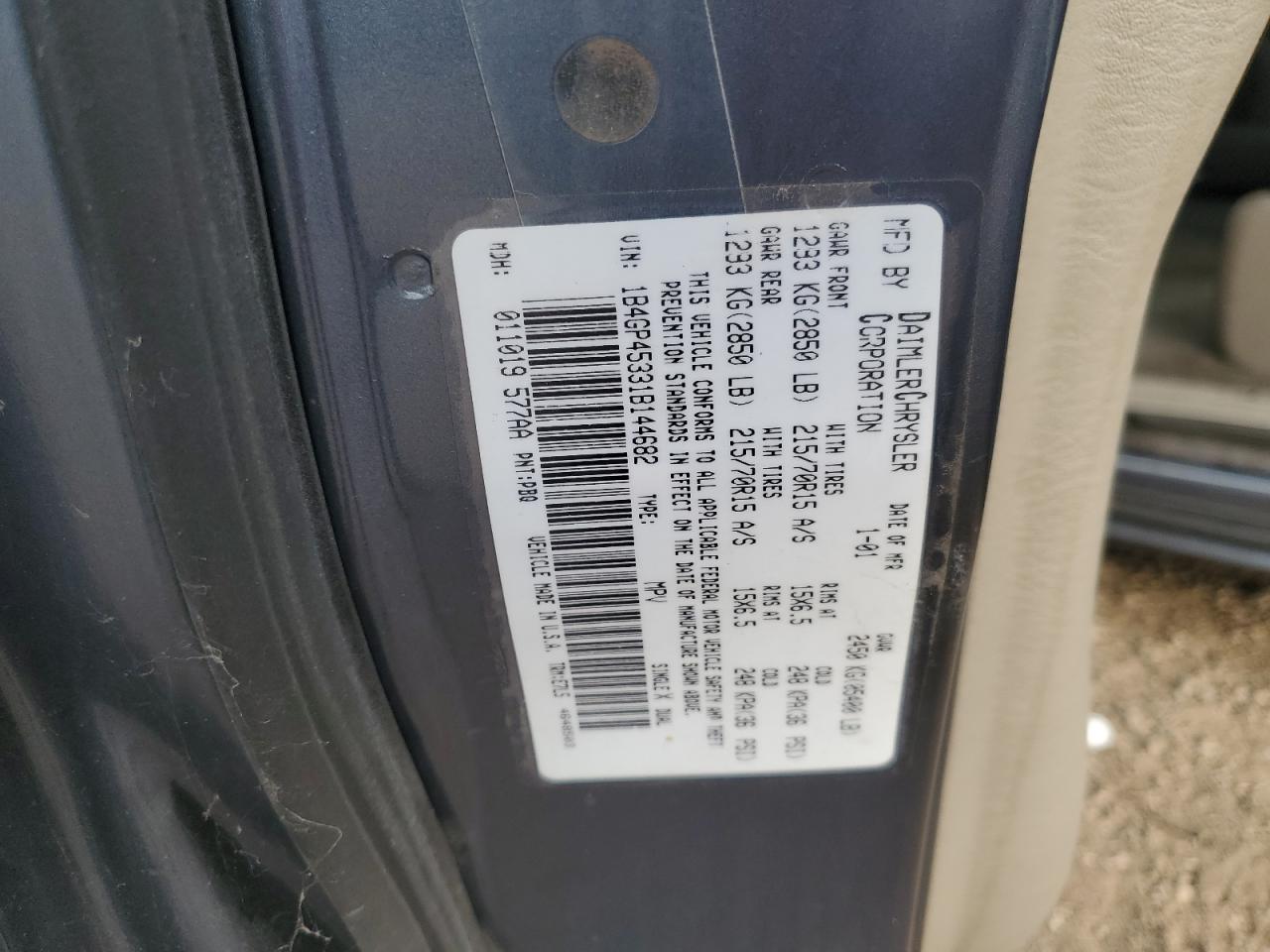 2001 Dodge Caravan VIN: 1B4GP45331B144682 Lot: 82425825