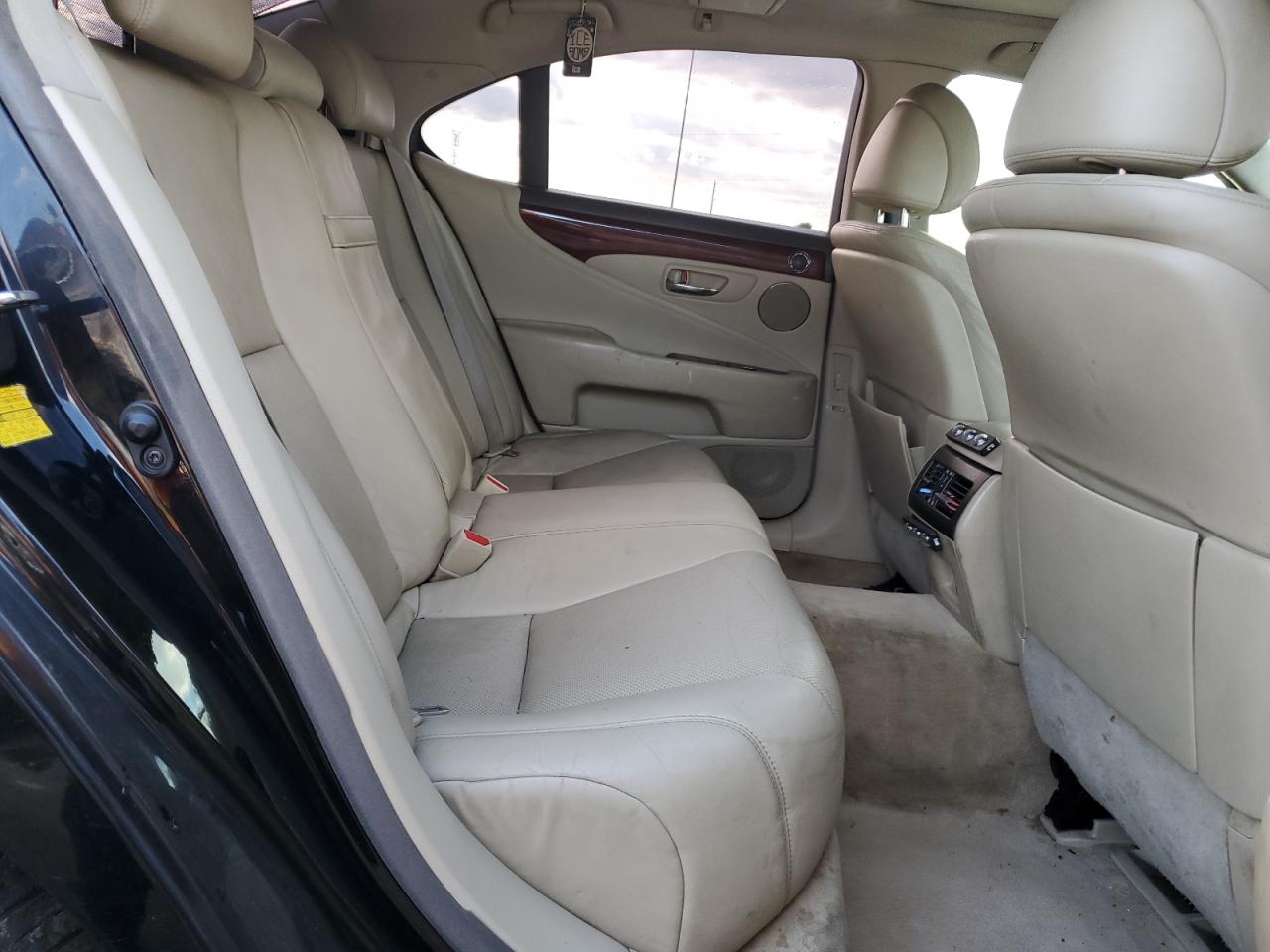 2007 Lexus Ls 460 VIN: JTHBL46F375041155 Lot: 85900805