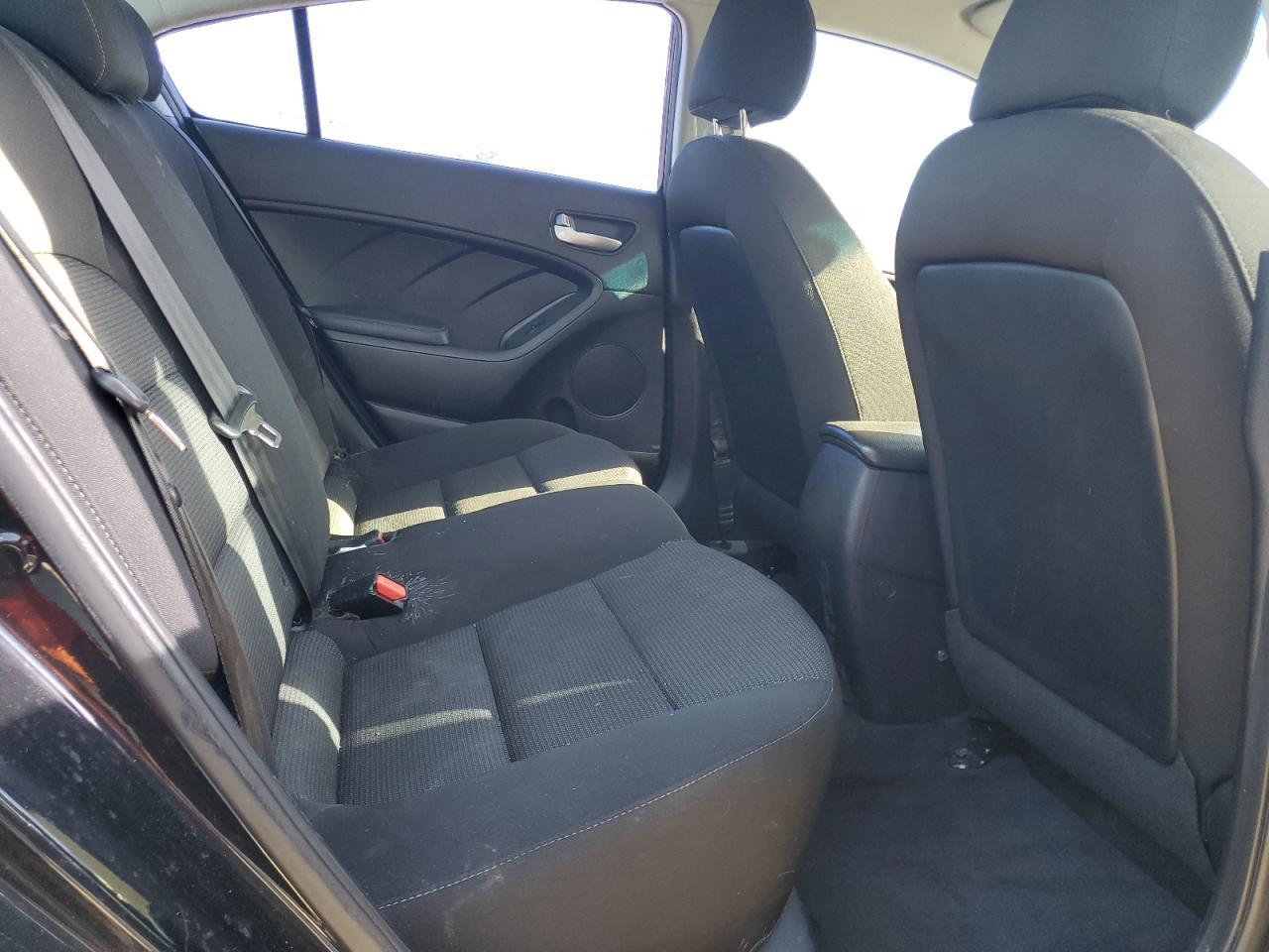 2017 Kia Forte Lx VIN: 3KPFK4A75HE114022 Lot: 81720375