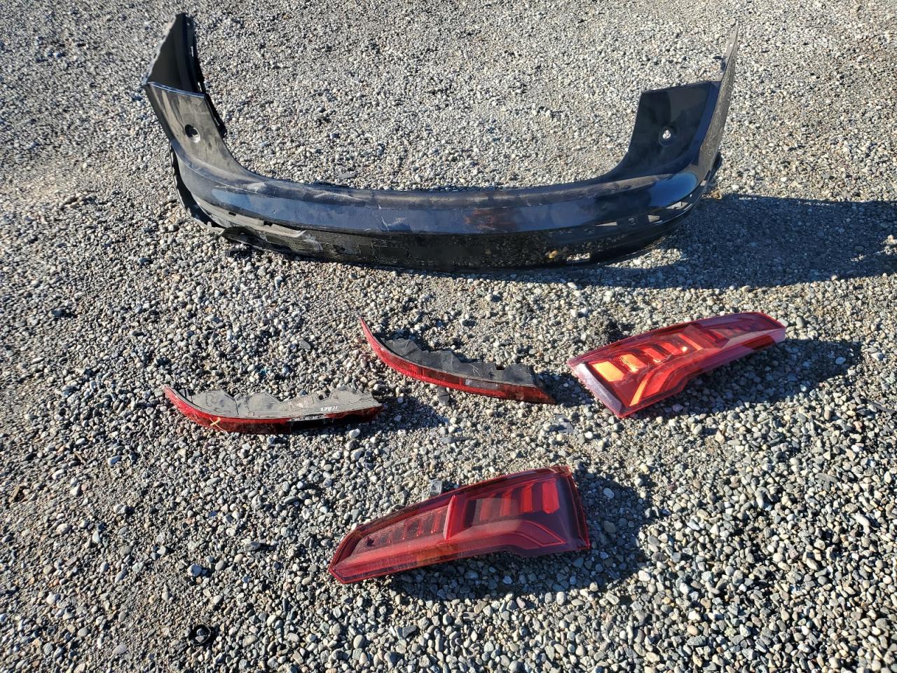 2018 Audi Q5 Premium Plus VIN: WA1BNAFY4J2196280 Lot: 82615995