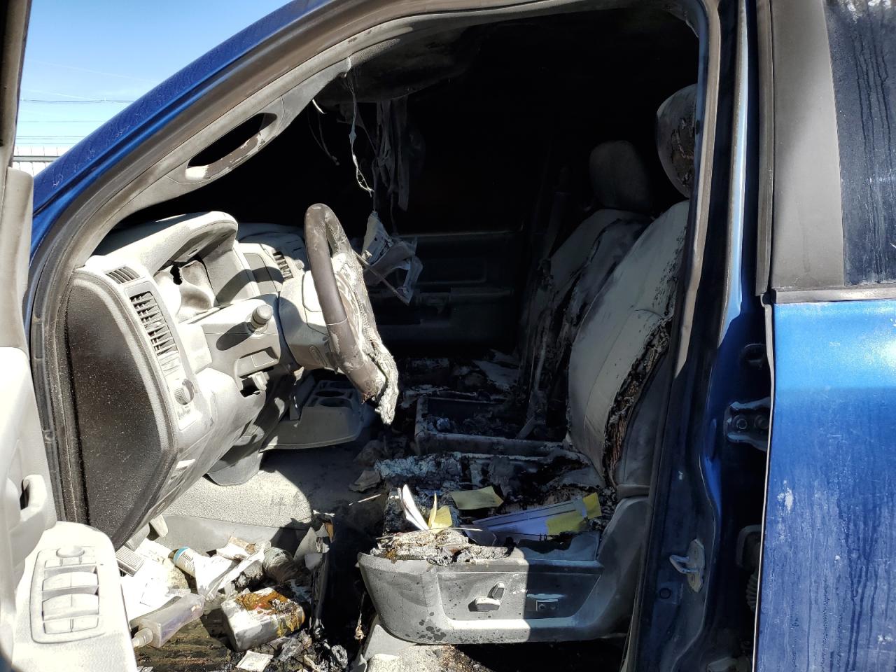 2011 Dodge Ram 1500 VIN: 1D7RV1GT4BS647982 Lot: 86844295