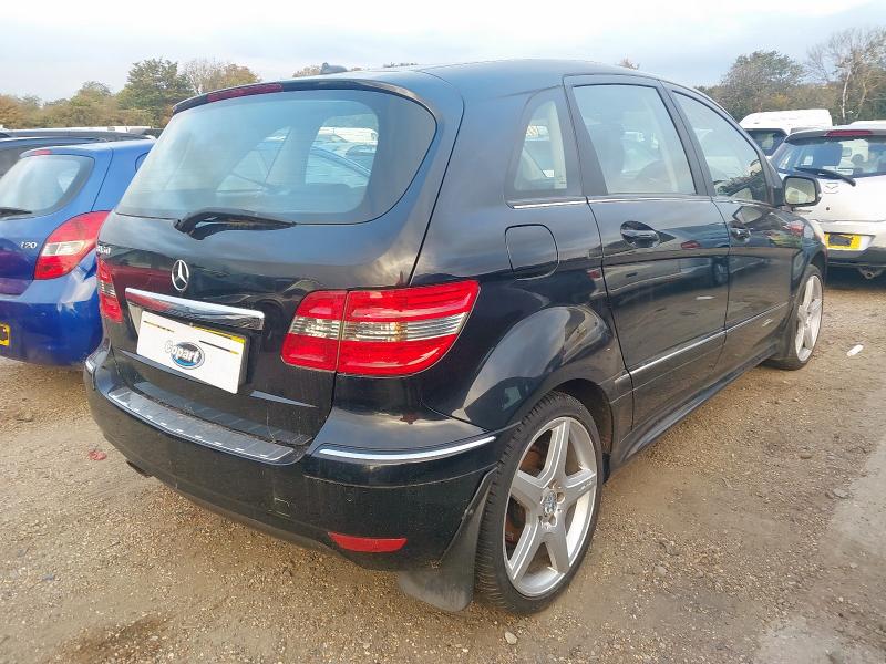 2011 MERCEDES-BENZ B160 SPORT CVT 