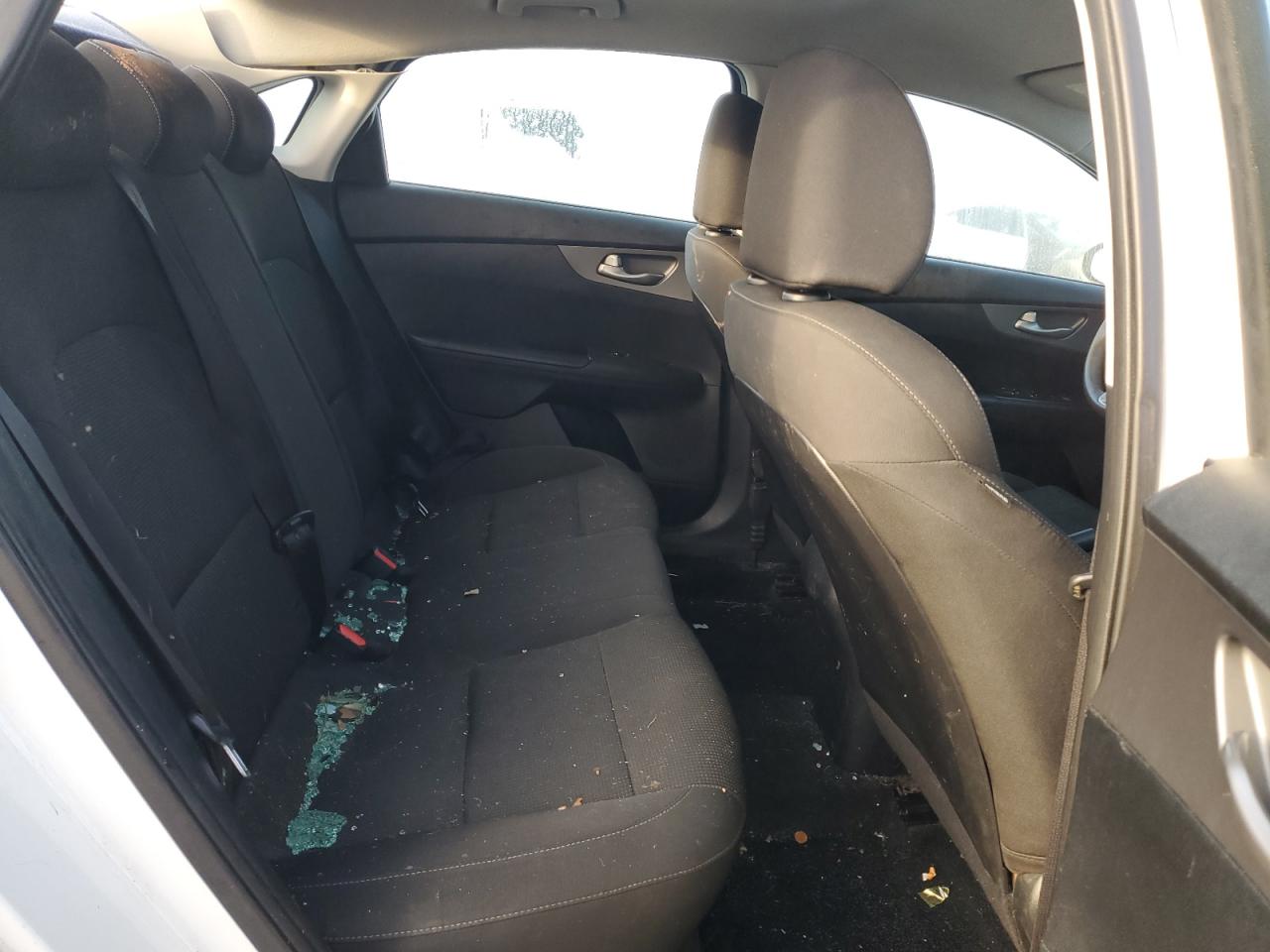 2019 Kia Forte Fe VIN: 3KPF24AD9KE048992 Lot: 90108895