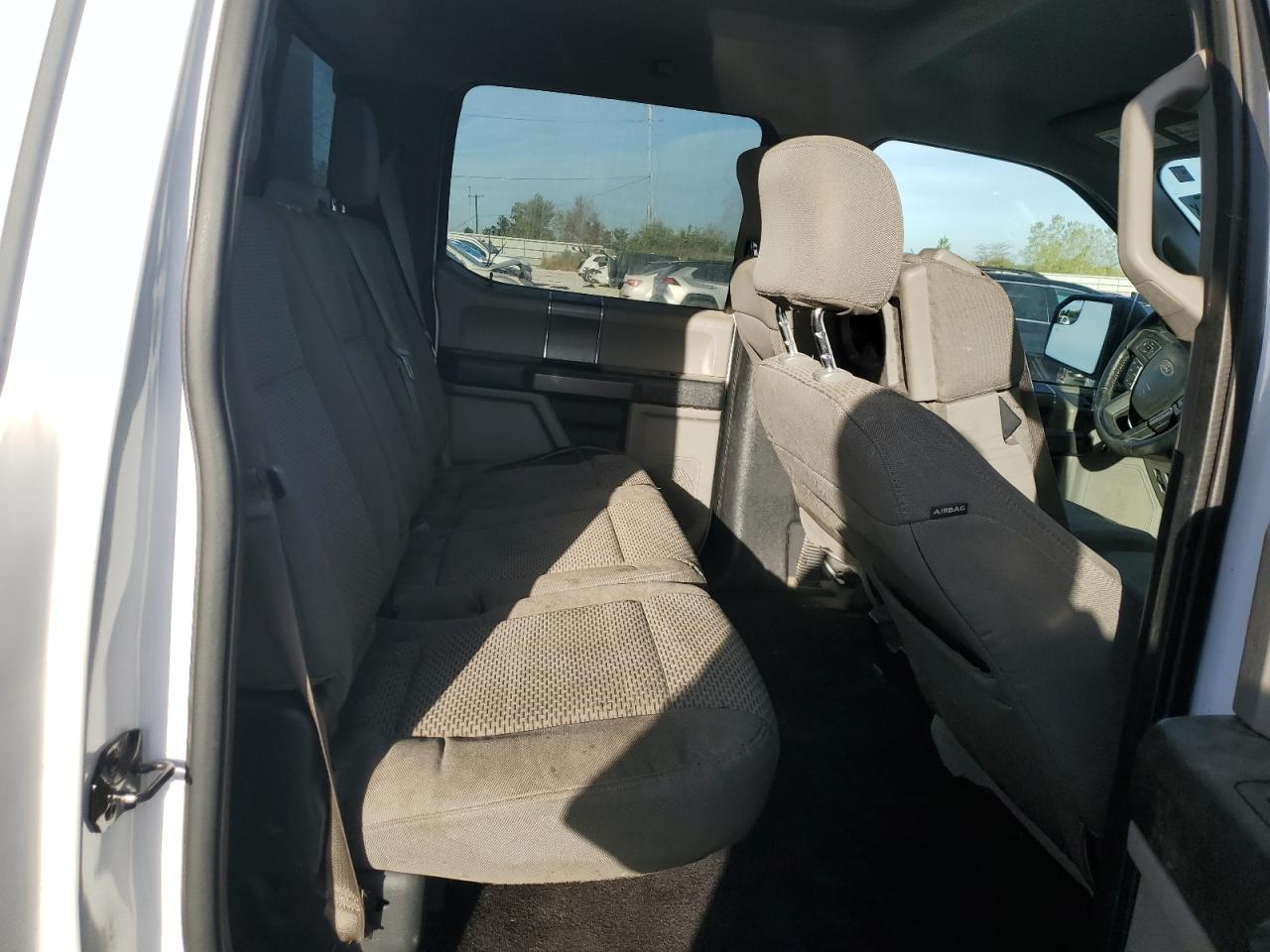 2016 Ford F150 Supercrew VIN: 1FTEW1E85GKF28270 Lot: 84912875