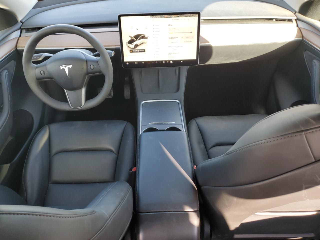 2024 Tesla Model Y VIN: 7SAYGAEE4RF149473 Lot: 85130955