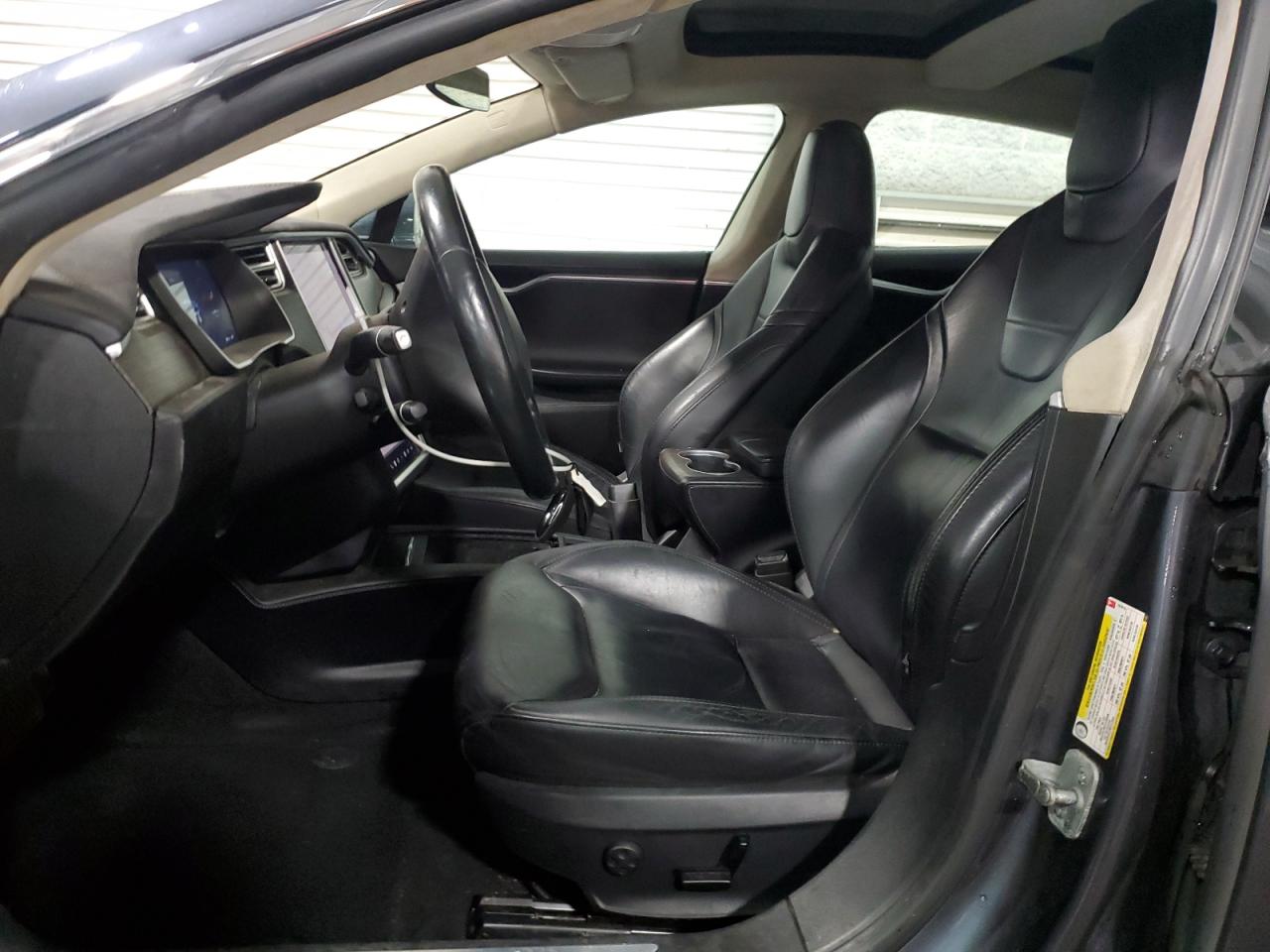 2016 Tesla Model S VIN: 5YJSA1E2XGF157875 Lot: 86836275