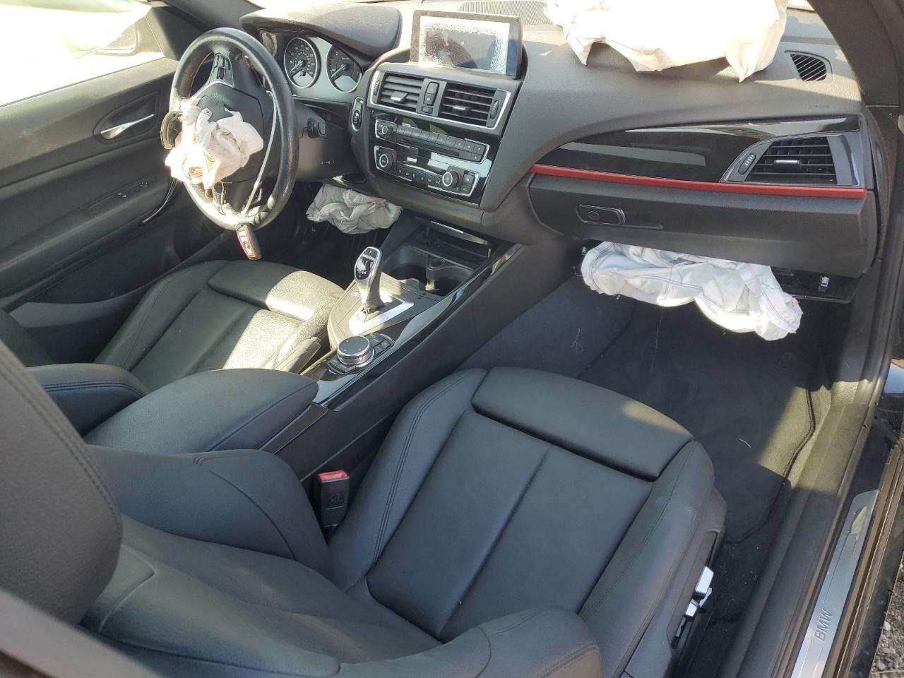 Фото: WBA1G9C59GVX97161