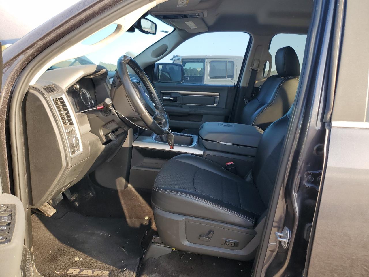 2017 Ram 1500 Slt VIN: 1C6RR6LG6HS856080 Lot: 89717325