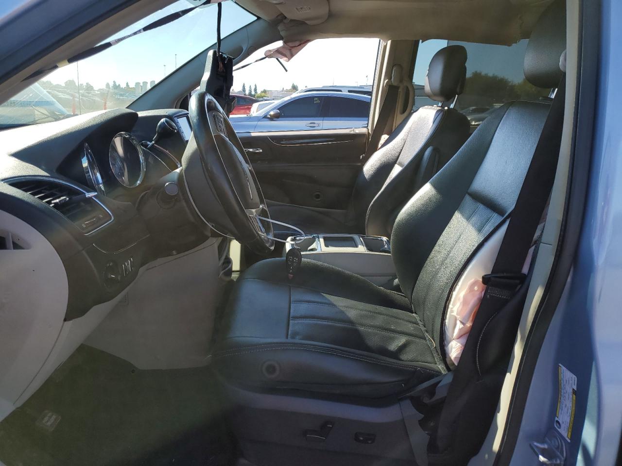 2016 Chrysler Town & Country Touring L VIN: 2C4RC1CG7GR283610 Lot: 87023035