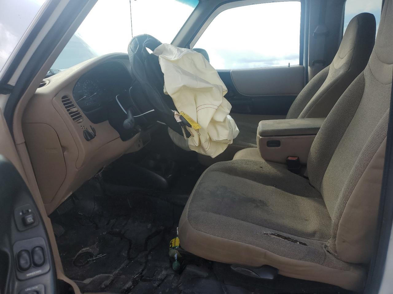 2001 Ford Ranger Super Cab VIN: 1FTYR14V31PB18962 Lot: 81943795