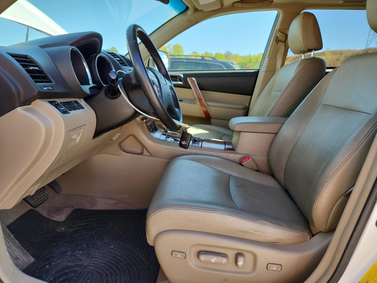 2008 Toyota Highlander Limited VIN: JTEES42A682107904 Lot: 71253665