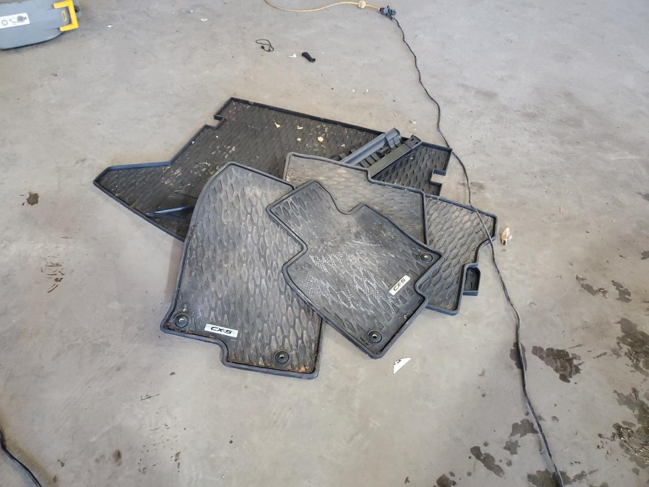 2020 Mazda Cx-5 Grand Touring VIN: JM3KFADM4L0839994 Lot: 84621105