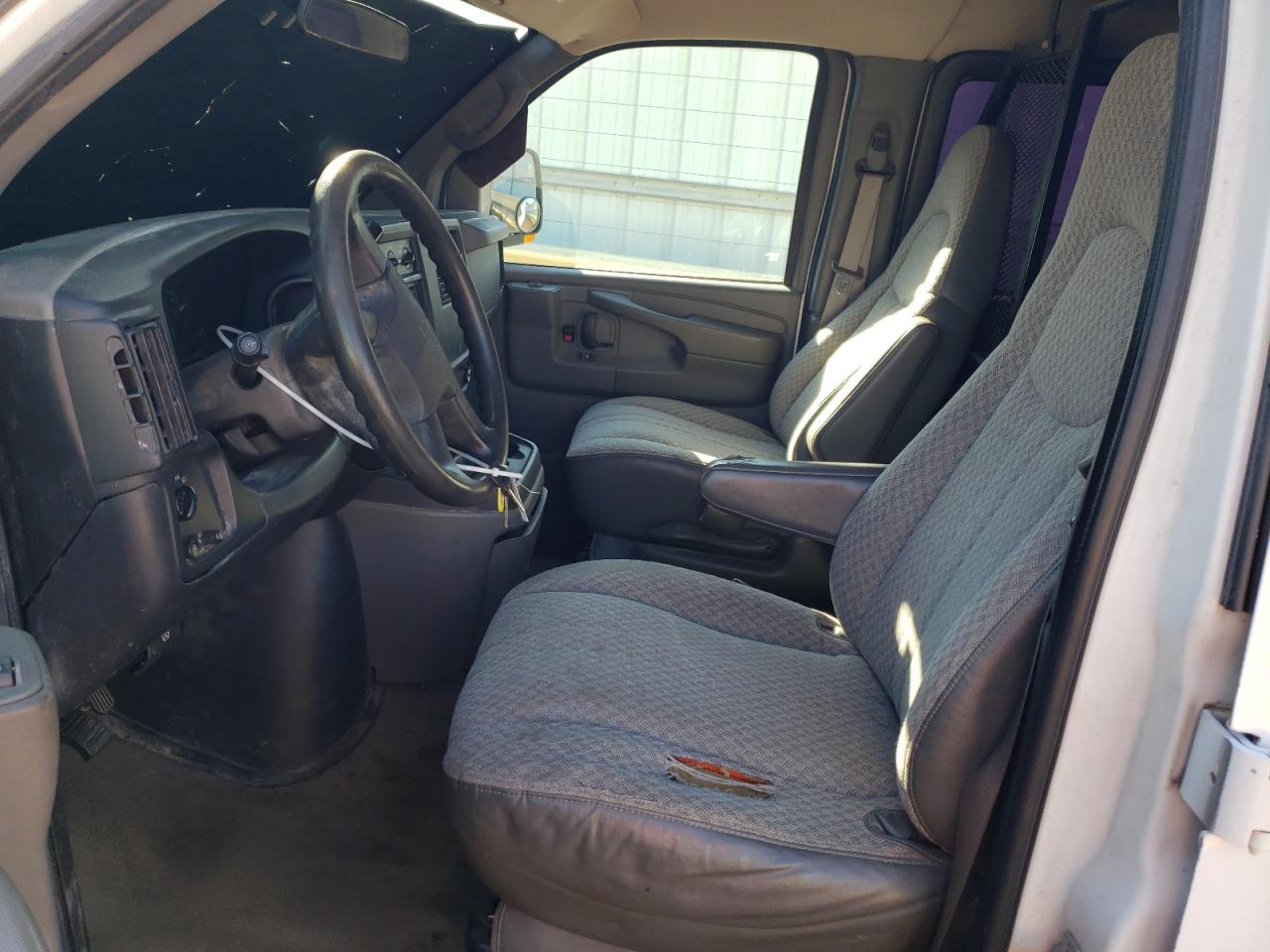 2006 Chevrolet Express G1500 VIN: 1GBFG15T061194227 Lot: 85080825