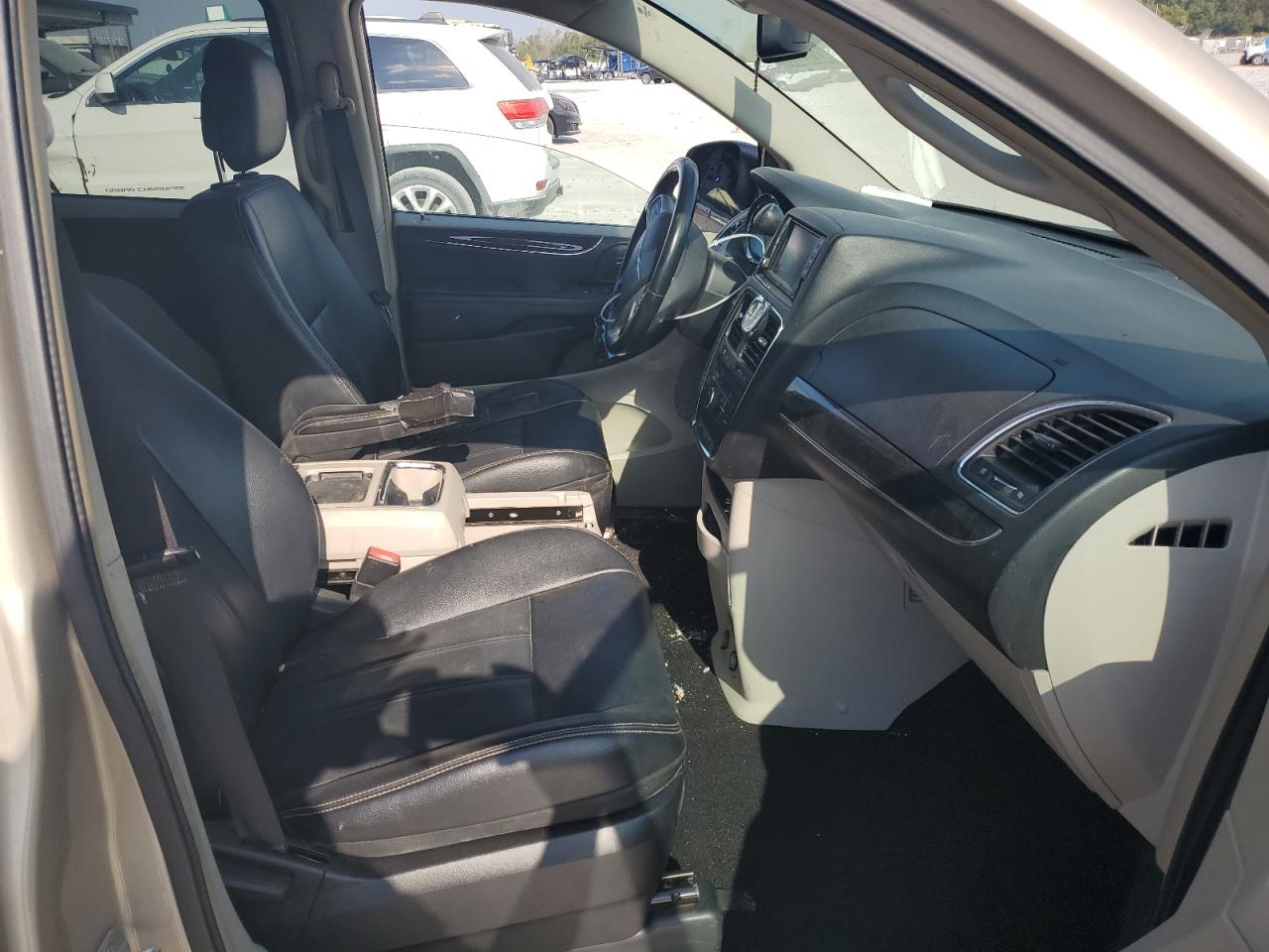 2014 Chrysler Town & Country Touring VIN: 2C4RC1BG0ER439405 Lot: 82025295