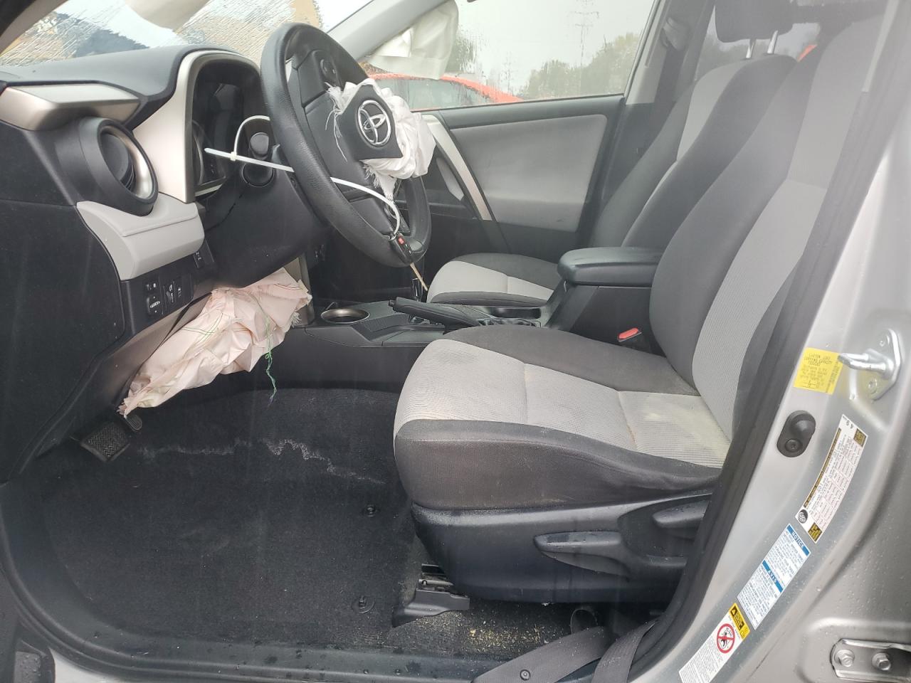 2014 Toyota Rav4 Le VIN: JTMBFREV6EJ010582 Lot: 85710255