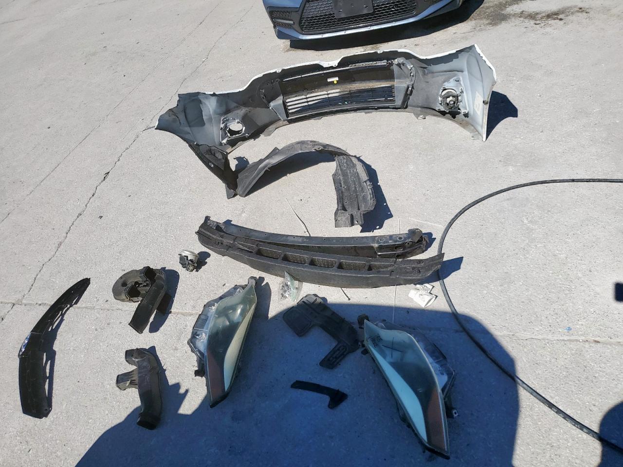 2016 Toyota Corolla L VIN: 5YFBURHEXGP470537 Lot: 86269695