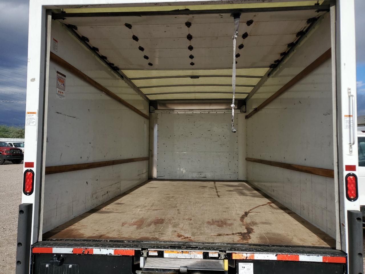 2022 GMC Savana Cutaway G3500 VIN: 7GZ37TC71NN007295 Lot: 85373585