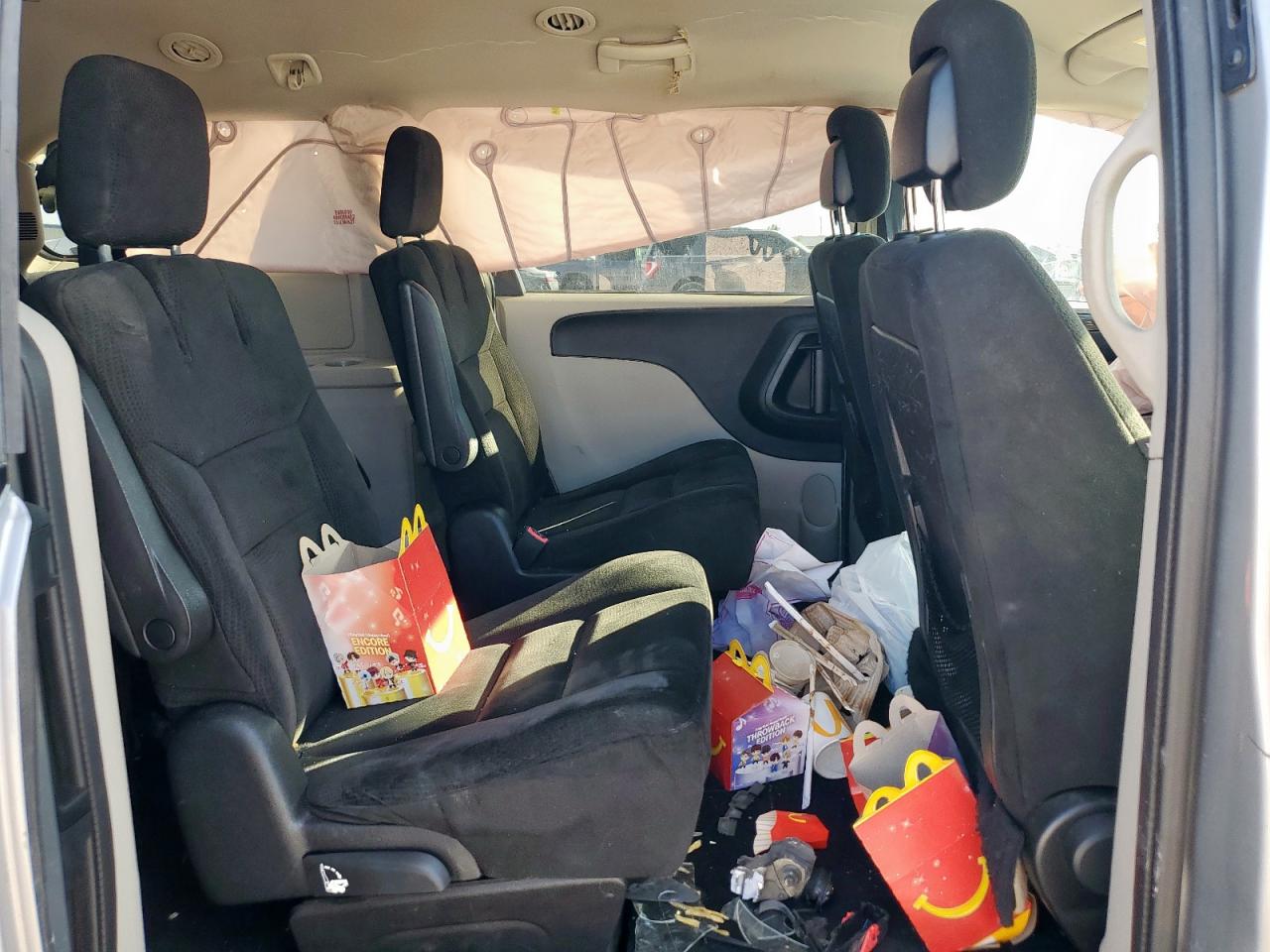 2015 Dodge Grand Caravan Se VIN: 2C4RDGBG4FR647983 Lot: 82428085