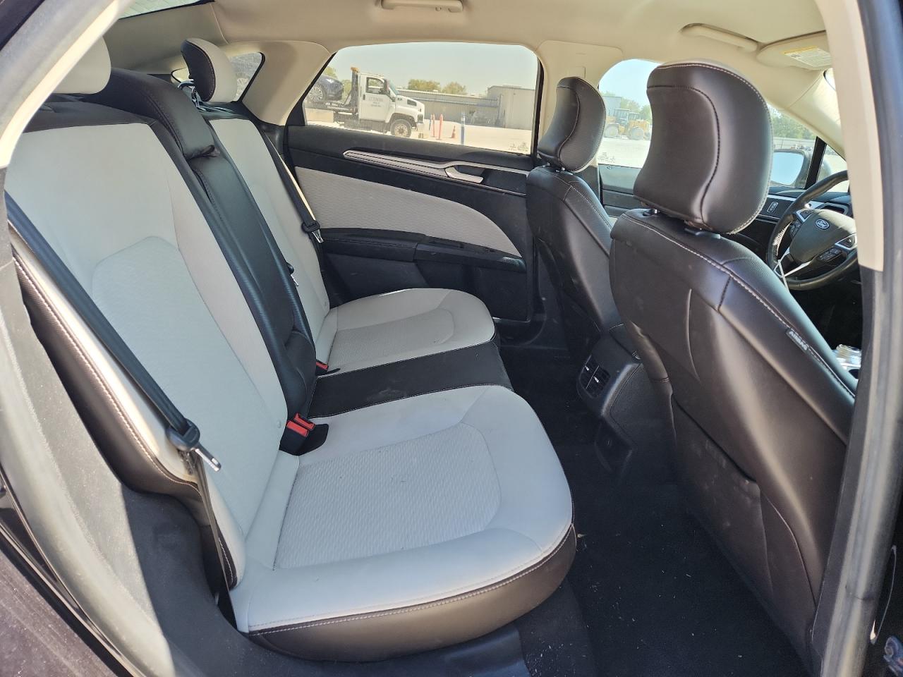 2019 Ford Fusion Se VIN: 3FA6P0HD2KR113728 Lot: 82661695