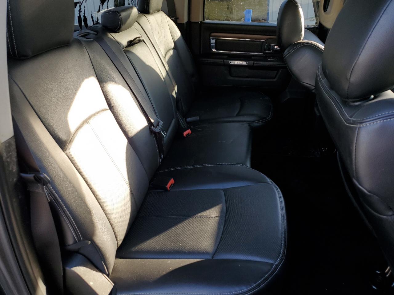 2018 Ram 1500 Laramie VIN: 1C6RR7NT2JS196576 Lot: 82698525