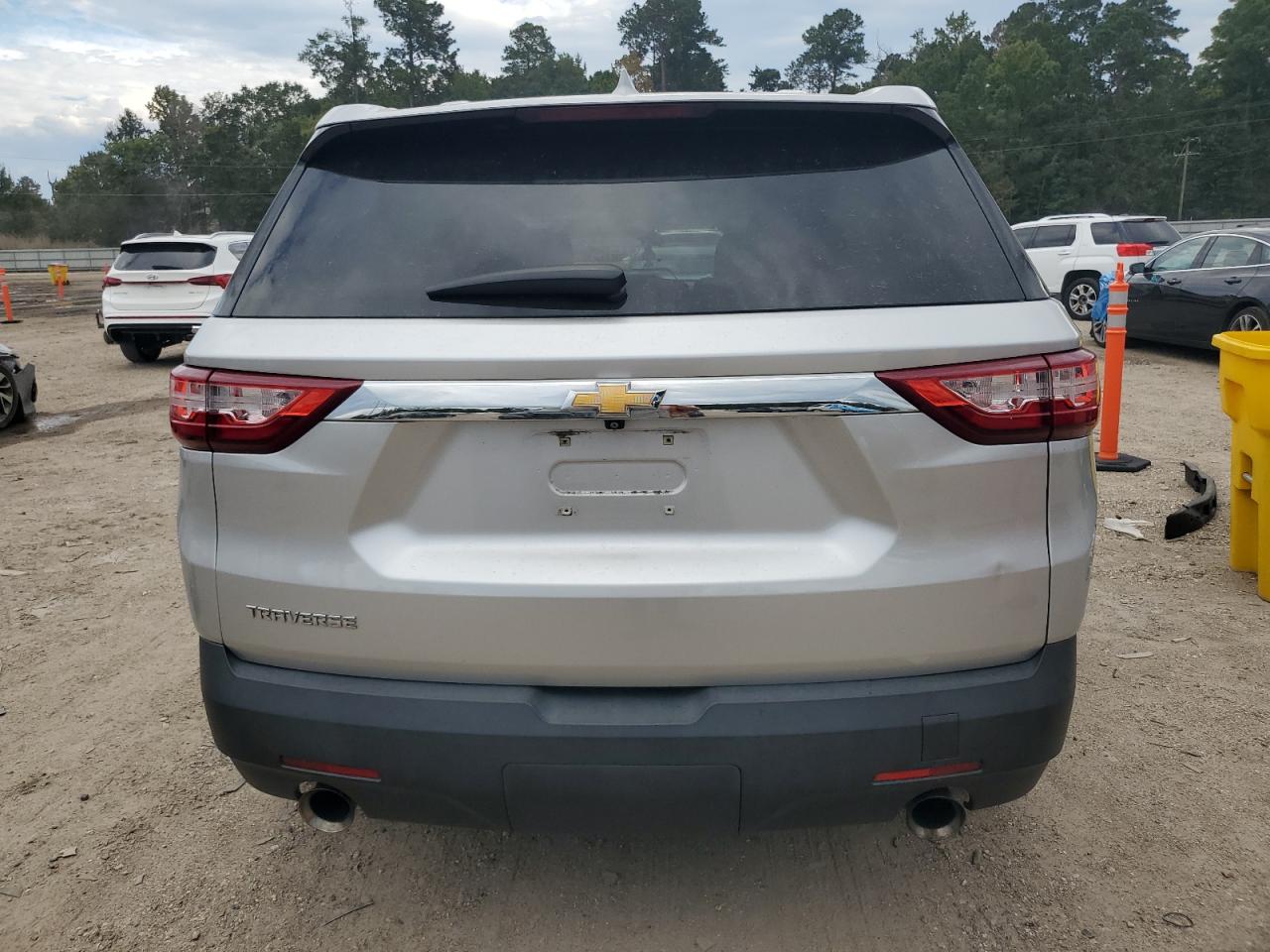 2020 Chevrolet Traverse Ls VIN: 1GNERFKW2LJ112112 Lot: 85783395