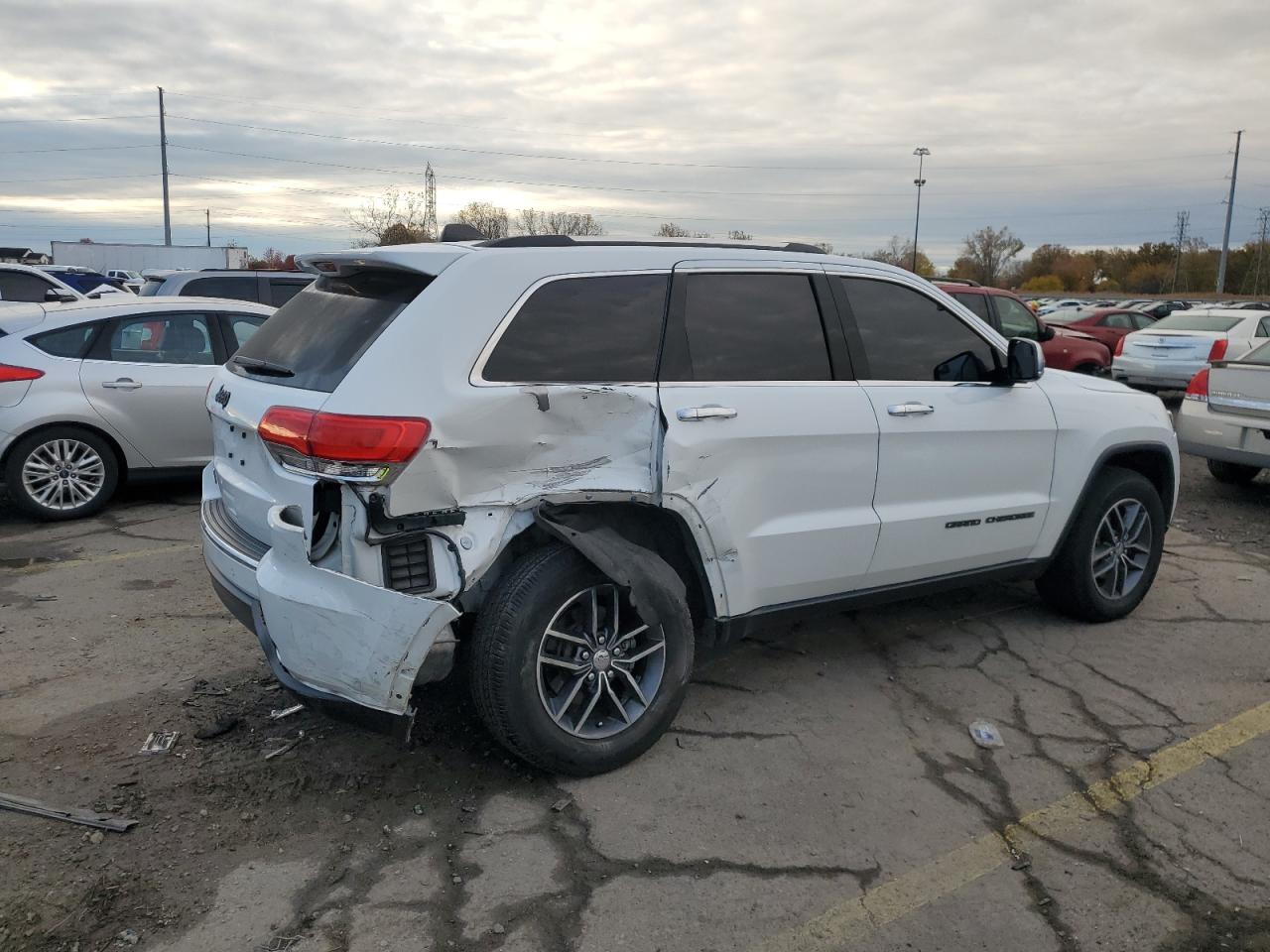 2017 Jeep Grand Cherokee Limited white suv flexible 1C4RJFBG8HC809211 photo #4