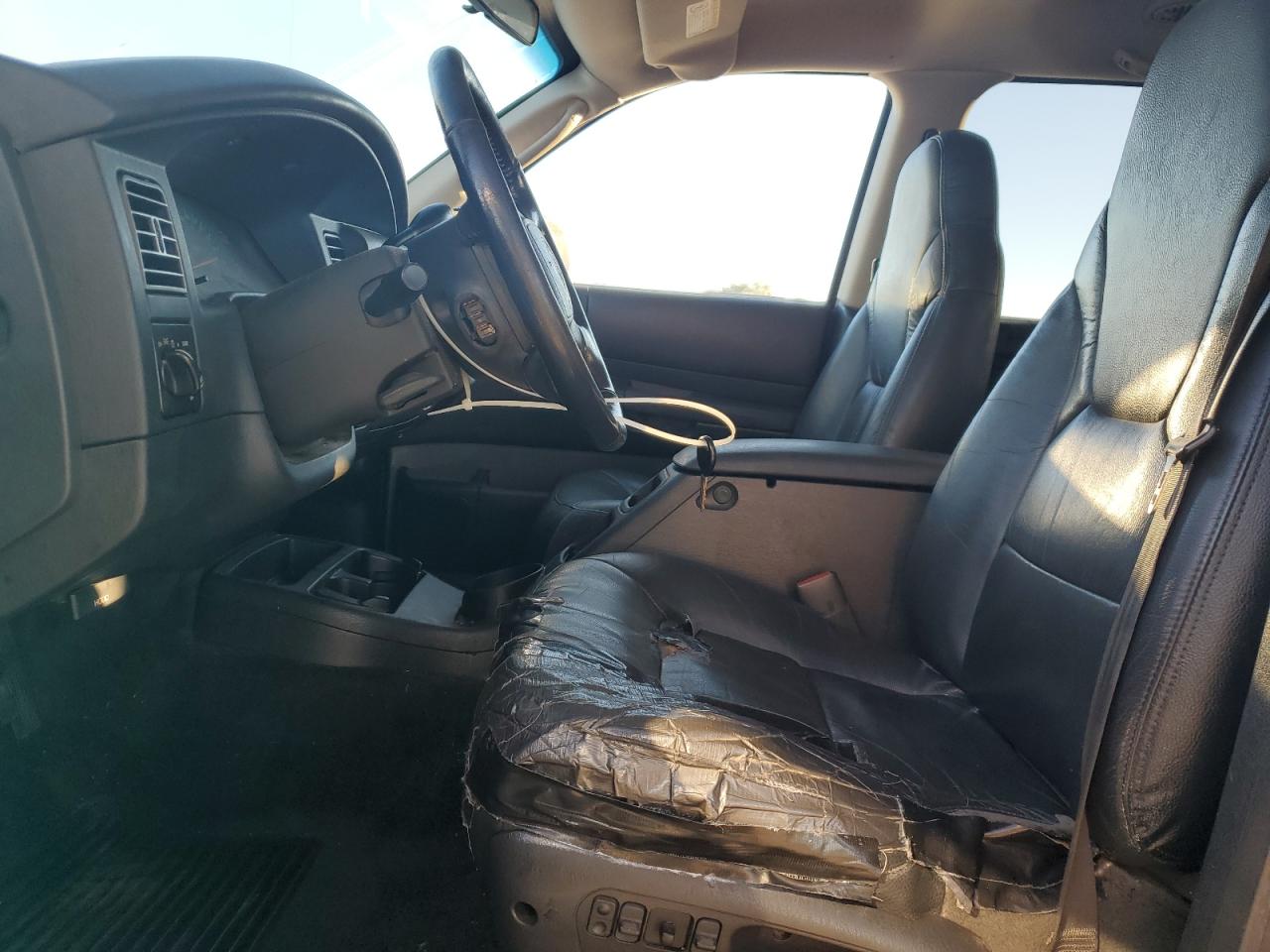 2001 Dodge Durango VIN: 1B4HS28N41F640765 Lot: 82454665