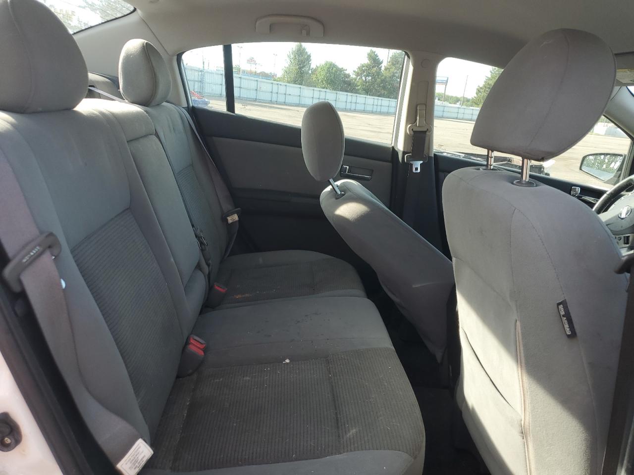2010 Nissan Sentra 2.0 VIN: 3N1AB6AP7AL726426 Lot: 84035745