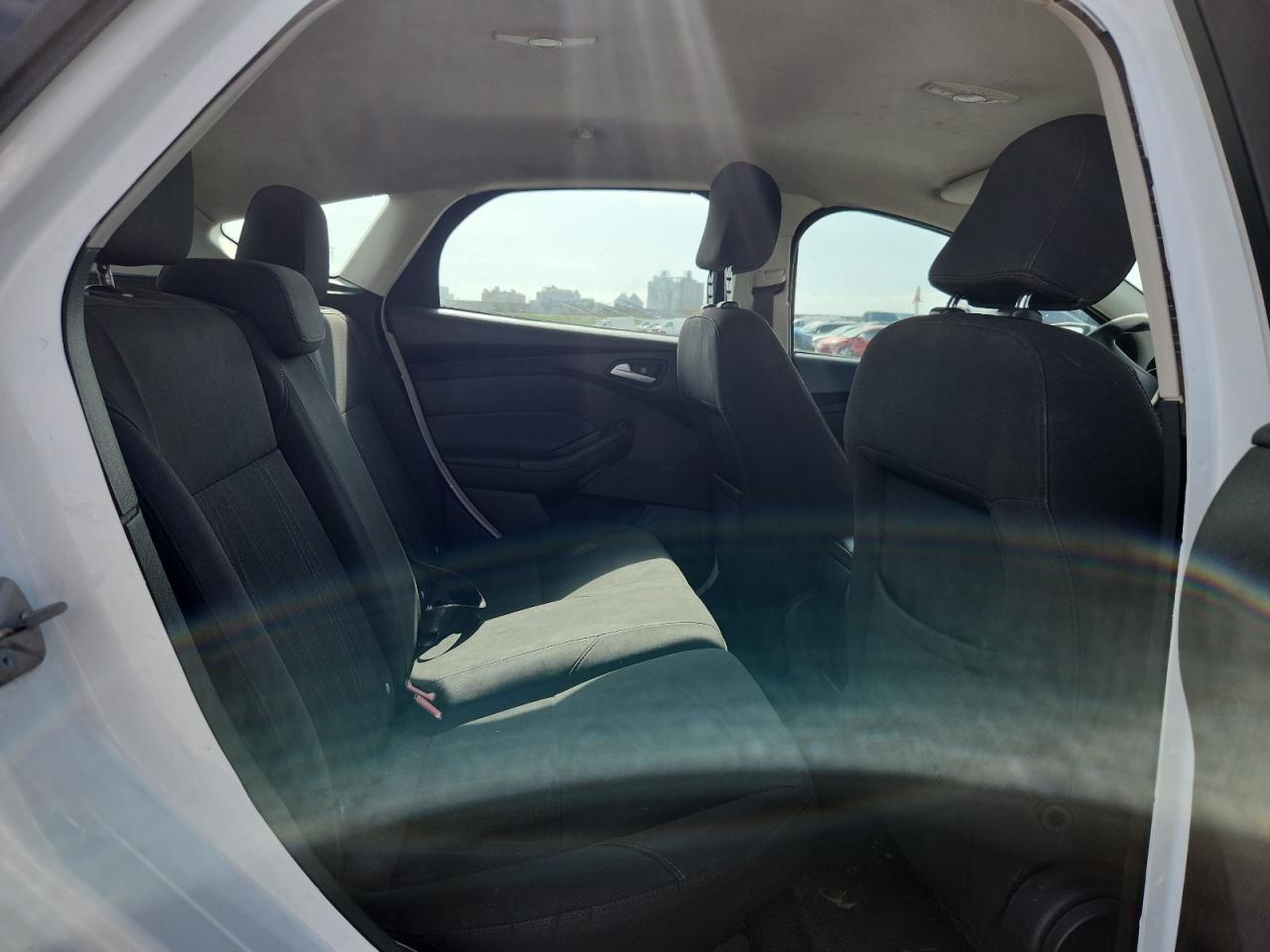 2015 Ford Focus Se VIN: 1FADP3K29FL288935 Lot: 85152435