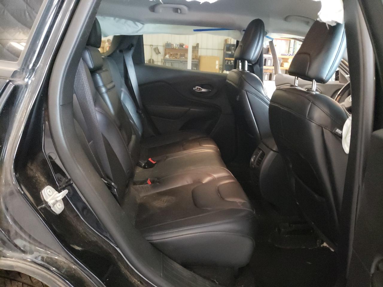 2019 Jeep Cherokee Trailhawk VIN: 1C4PJMBX5KD361586 Lot: 82264455