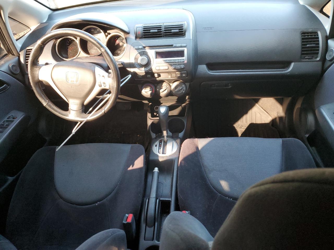 2007 Honda Fit S VIN: JHMGD38687S001486 Lot: 85784675