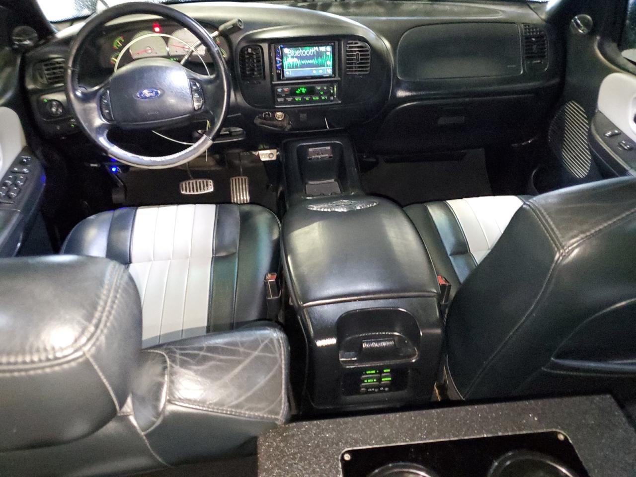 2003 Ford F150 Supercrew Harley Davidson VIN: 1FTRW07353KD82007 Lot: 82228565