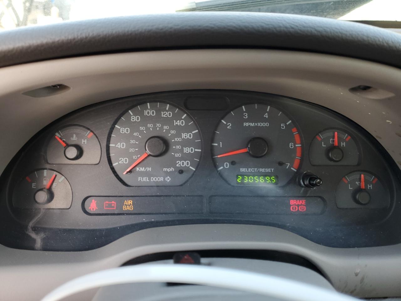 2002 Ford Mustang VIN: 1FAFP40442F189287 Lot: 90862875