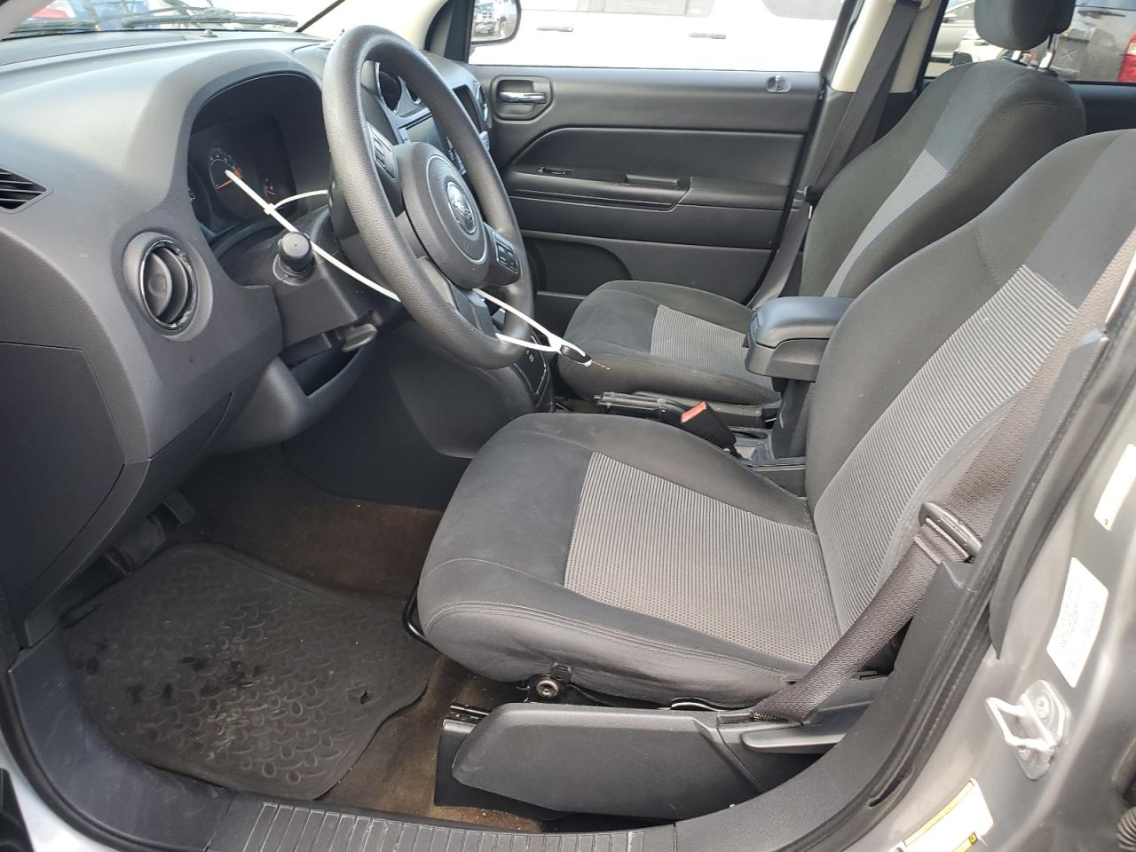 2016 Jeep Compass Sport VIN: 1C4NJDBB0GD552058 Lot: 86997175